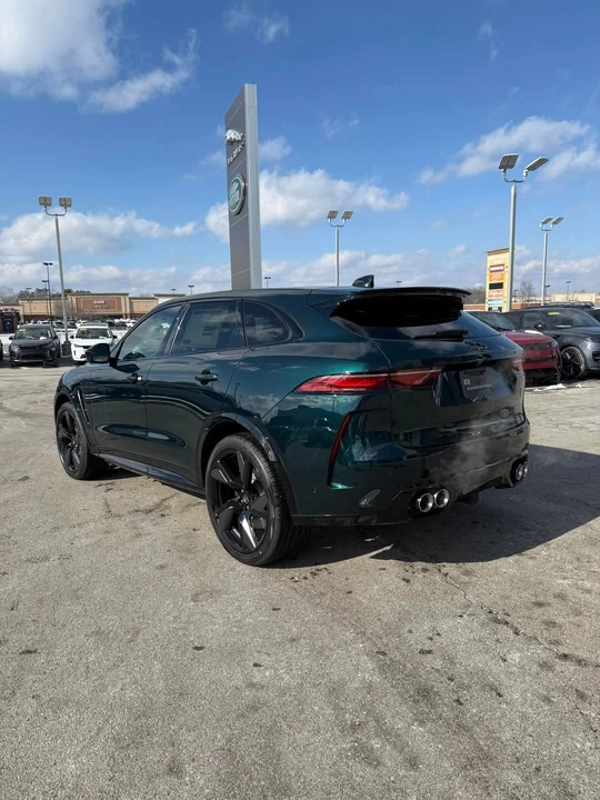 2025 Jaguar F-Pace SVR - Image 11 of 13