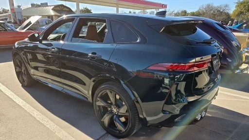 2025 Jaguar F-Pace SVR - Image 10 of 13