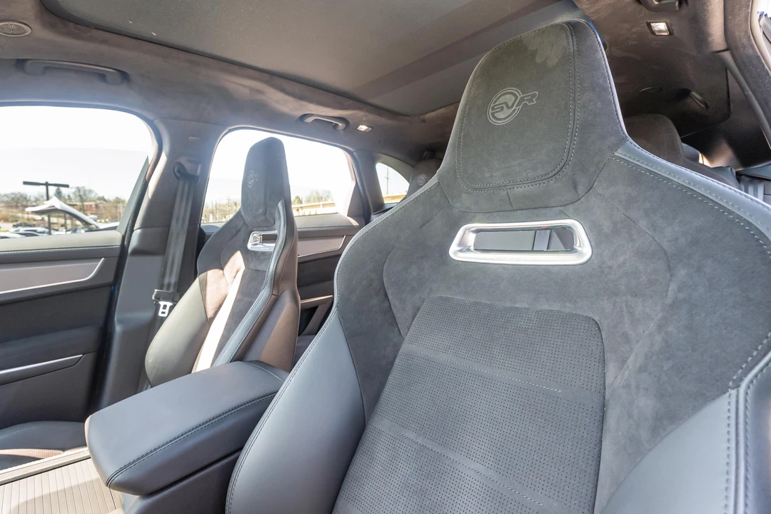 2025 Jaguar F-Pace SVR - Image 31 of 31