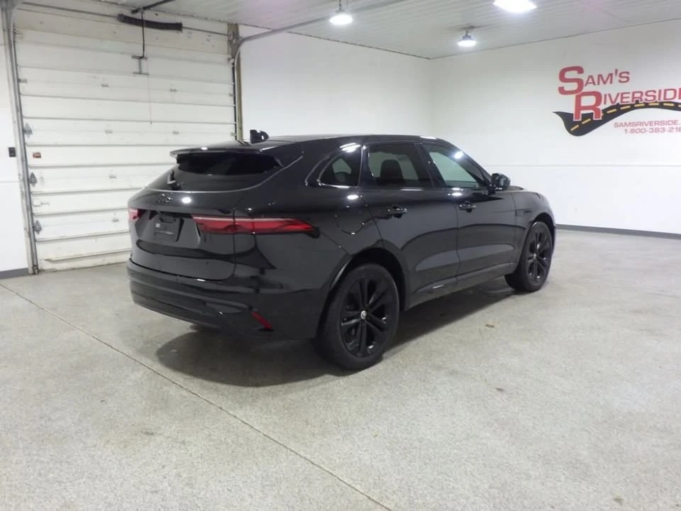 2025 Jaguar F-Pace - Image 4 of 10