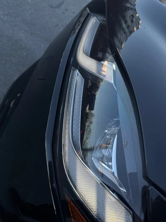 2025 Jaguar F-Pace - Image 3 of 9