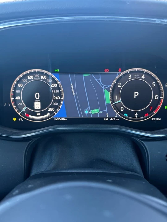 2025 Jaguar F-Pace - Image 7 of 9
