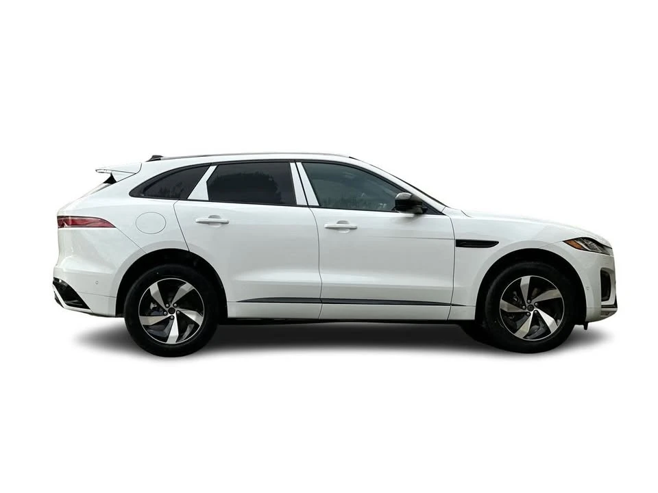 2025 Jaguar F-Pace - Image 15 of 19