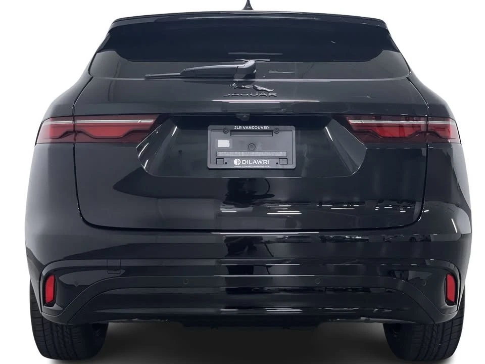 2025 Jaguar F-Pace - Image 11 of 19