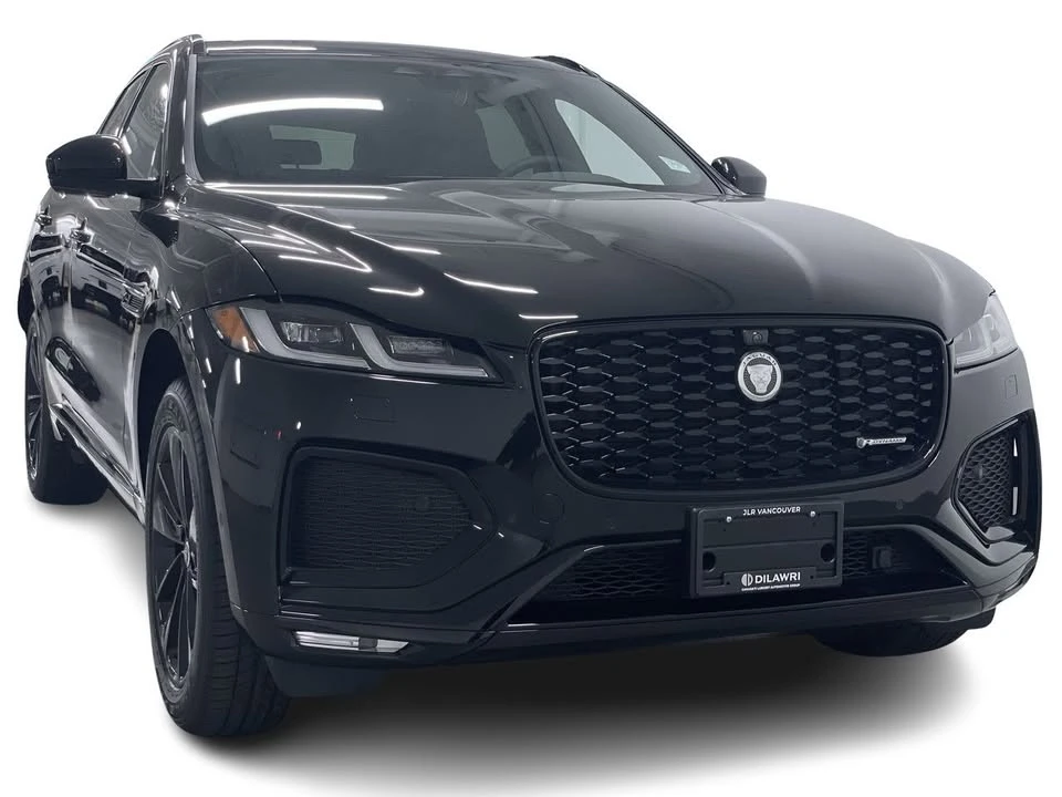2025 Jaguar F-Pace - Image 2 of 19