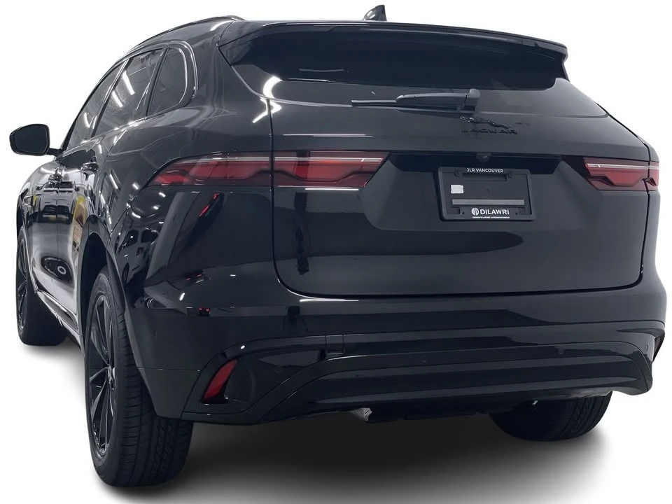 2025 Jaguar F-Pace - Image 10 of 19