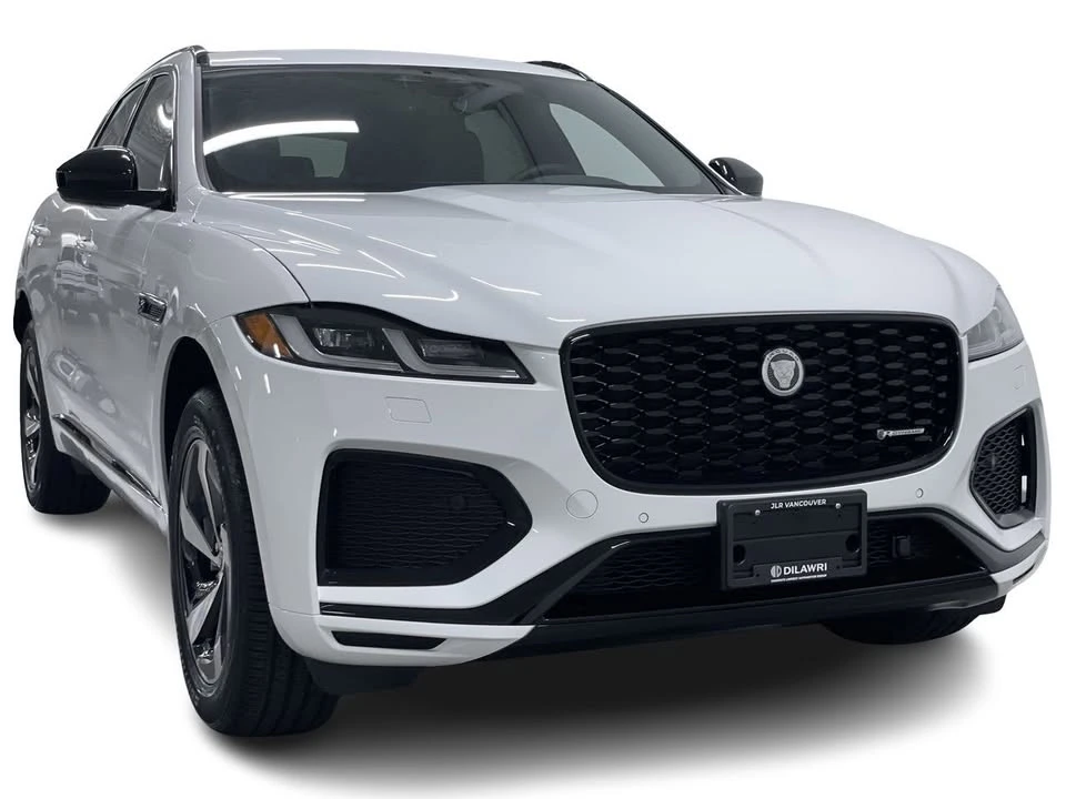 2025 Jaguar F-Pace - Image 2 of 18