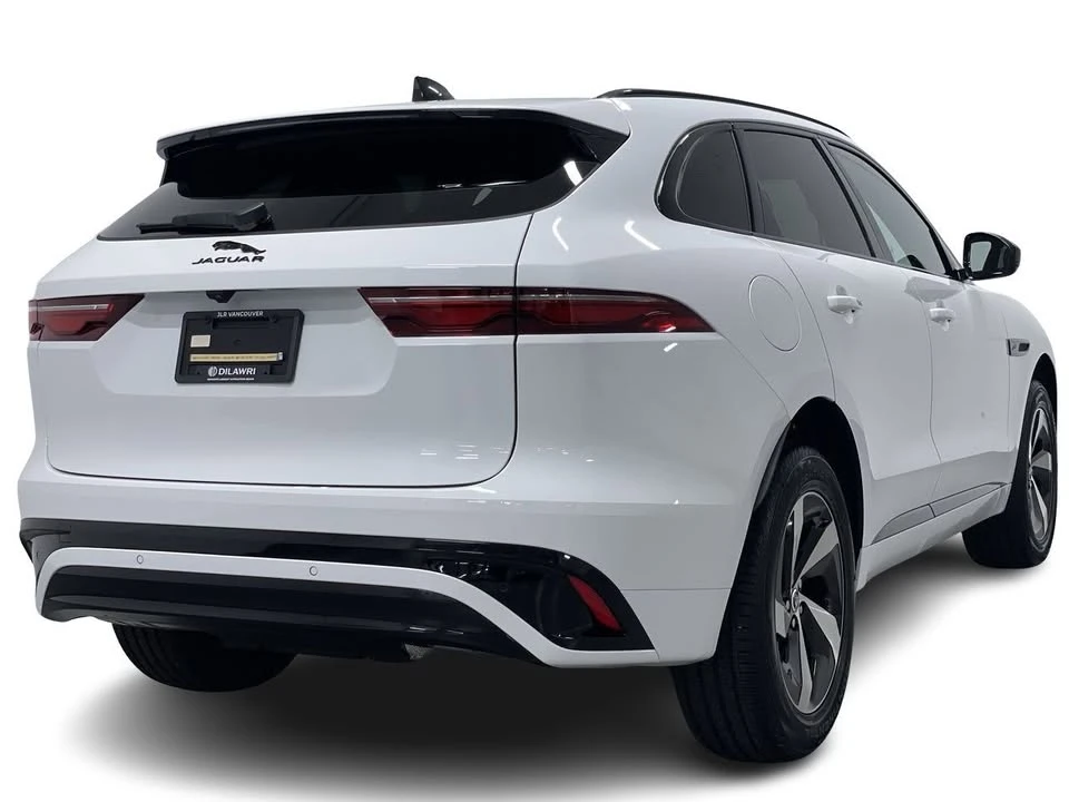 2025 Jaguar F-Pace - Image 11 of 18