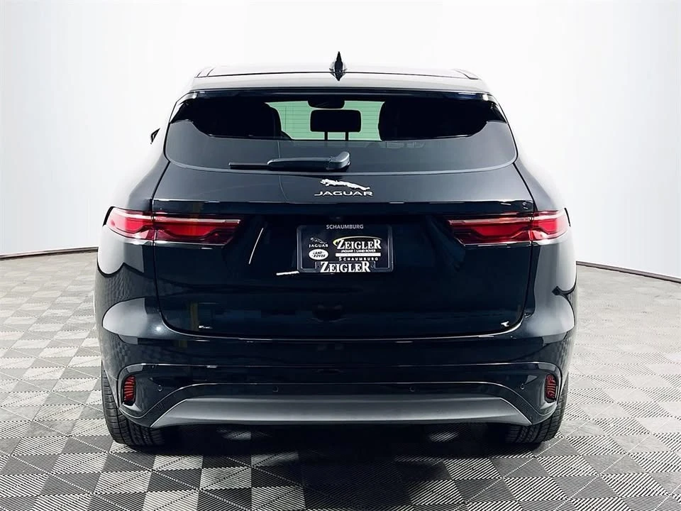 2025 Jaguar F-Pace - Image 7 of 20