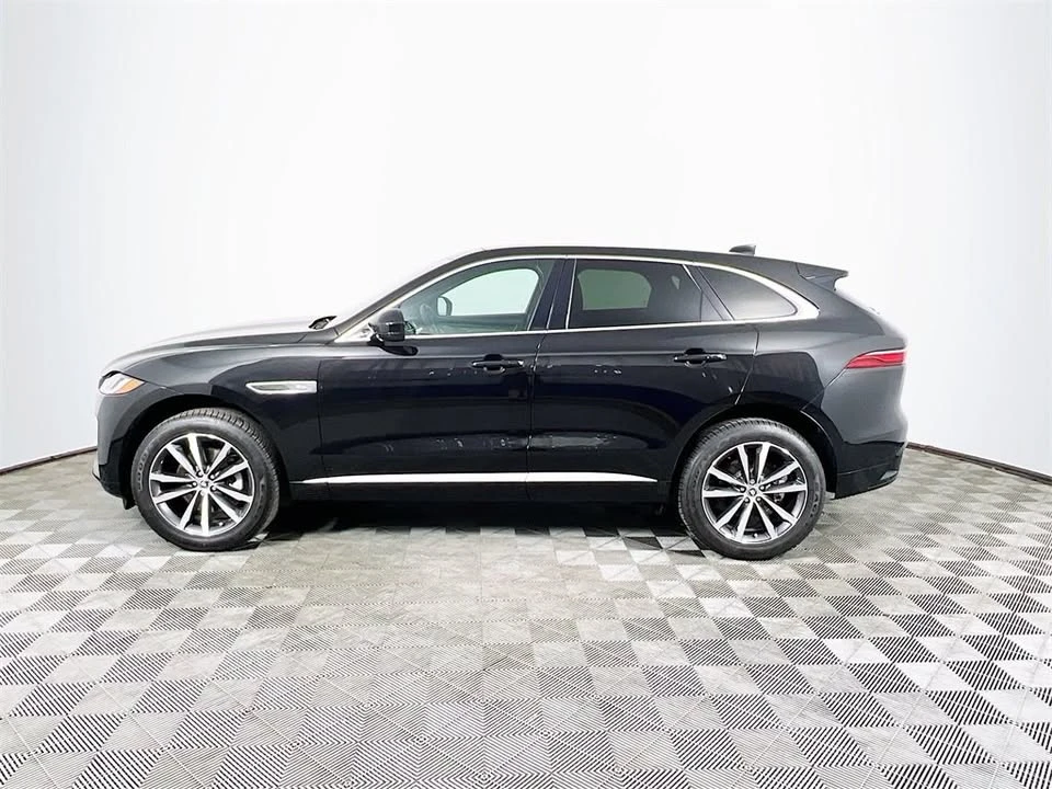 2025 Jaguar F-Pace - Image 9 of 20