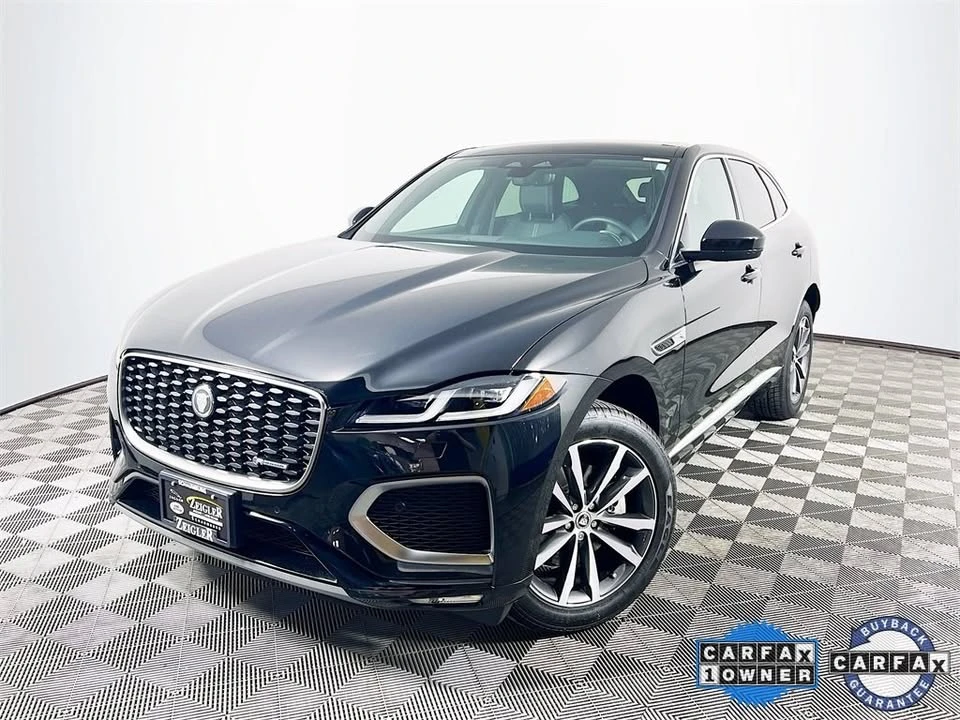 2025 Jaguar F-Pace - Image 3 of 20