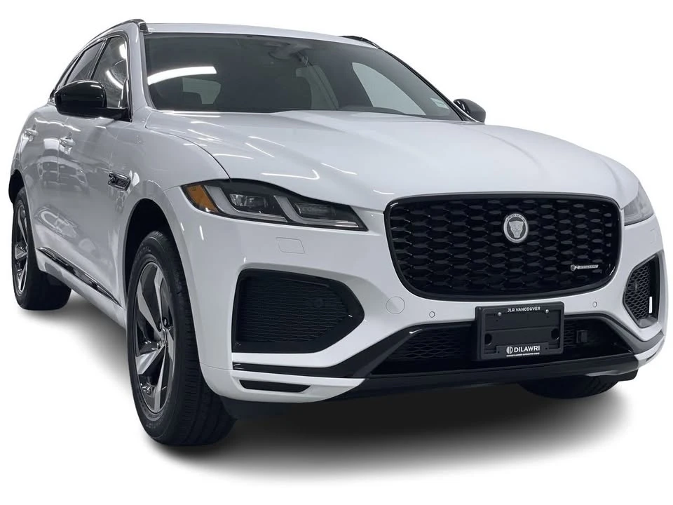 2025 Jaguar F-Pace - Image 2 of 20