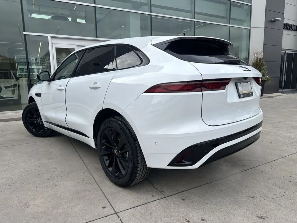 2025 Jaguar F-Pace - Image 3 of 18