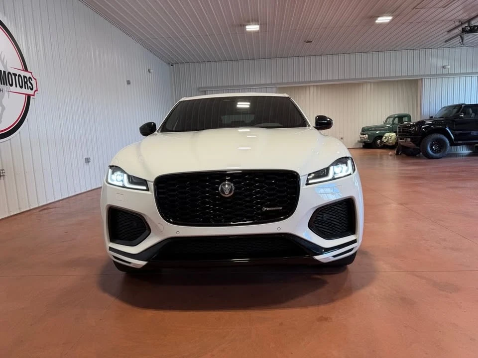2025 Jaguar F-Pace - Image 6 of 20
