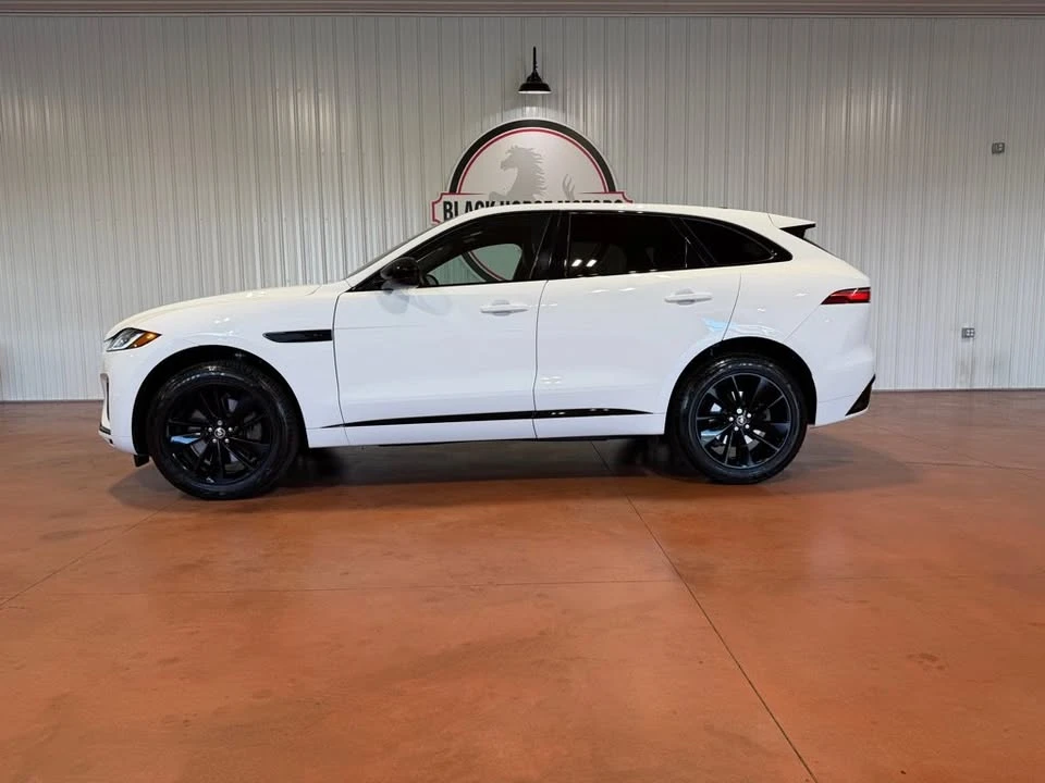 2025 Jaguar F-Pace - Image 3 of 20