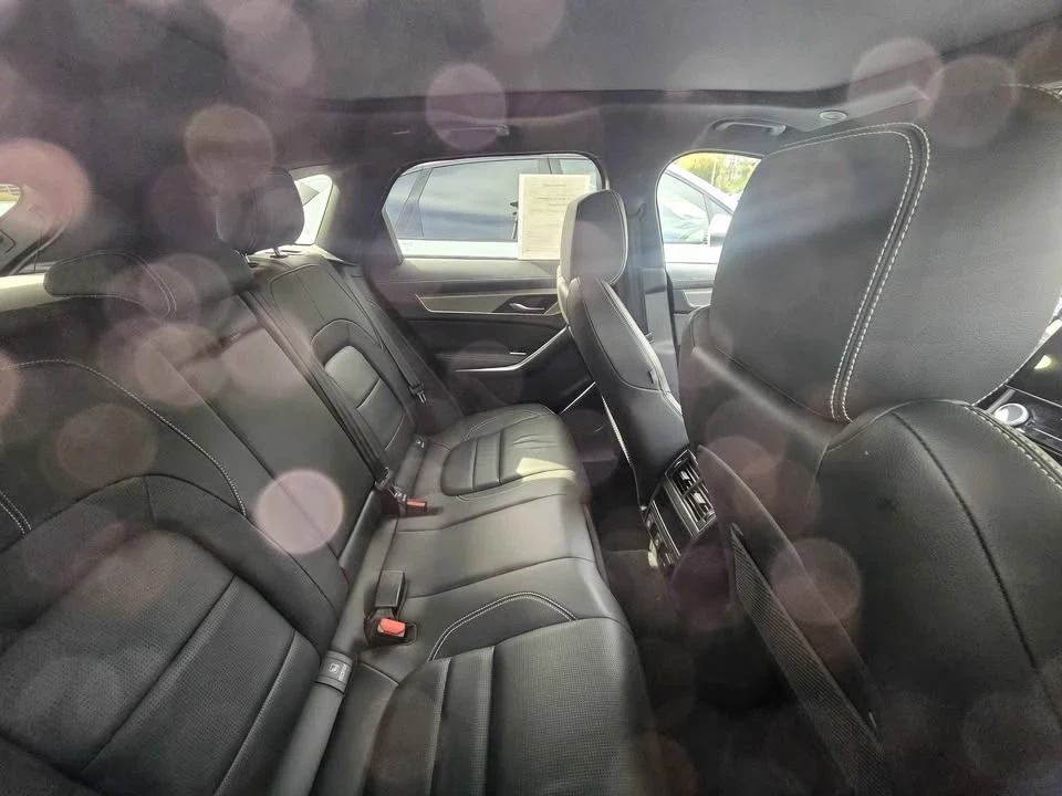 2025 Jaguar F-Pace - Image 12 of 12