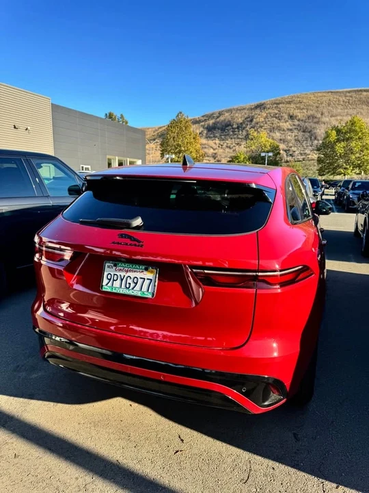 2025 Jaguar F-Pace - Image 2 of 2