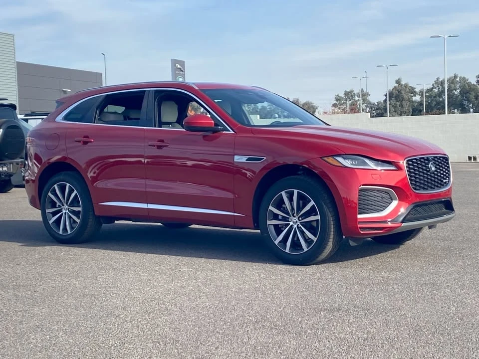 2025 Jaguar F-Pace - Image 3 of 12