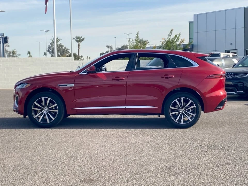 2025 Jaguar F-Pace - Image 4 of 12