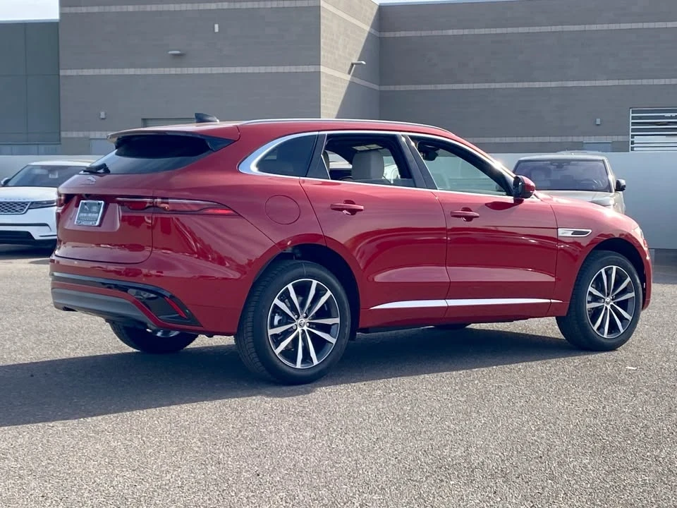 2025 Jaguar F-Pace - Image 7 of 12