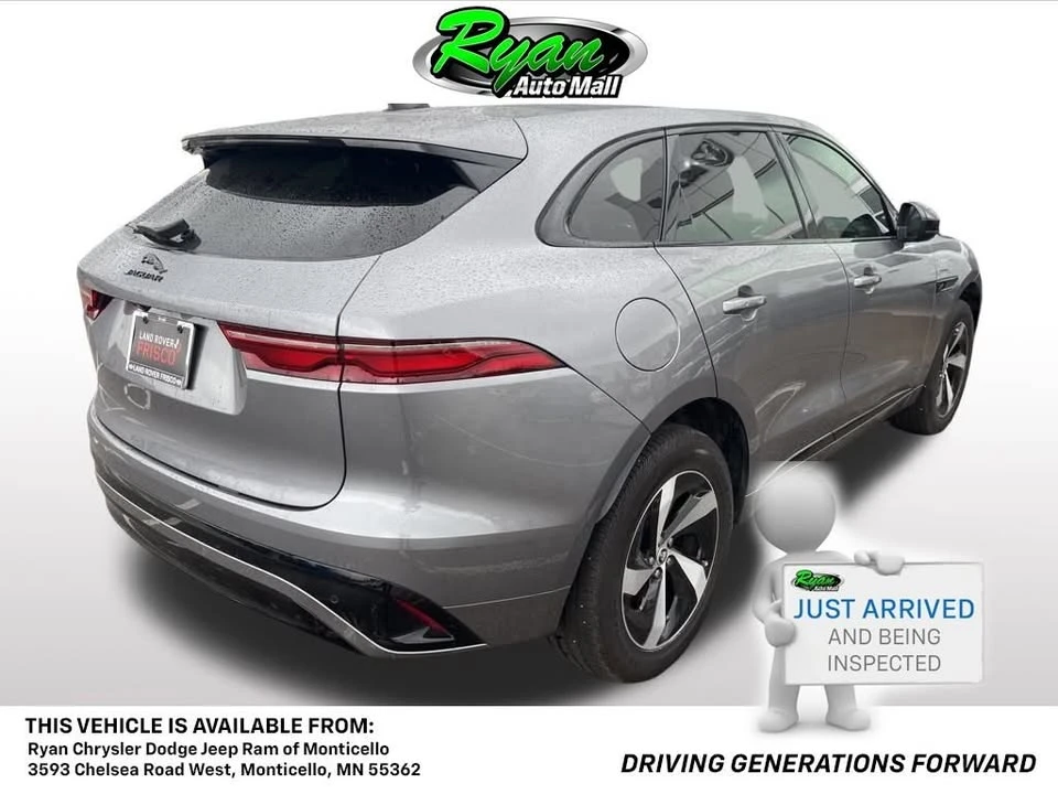 2025 Jaguar F-Pace - Image 8 of 19