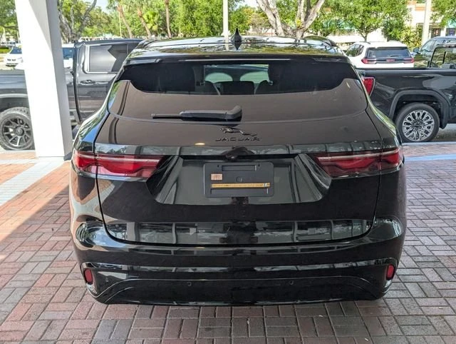 2025 Jaguar F-Pace - Image 6 of 19