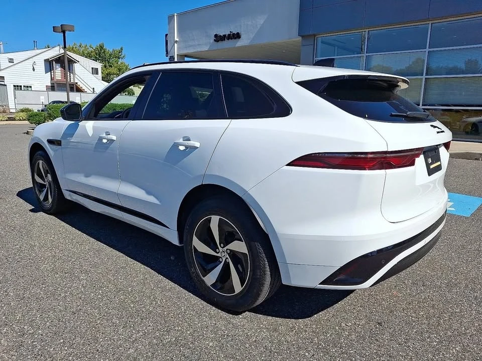 2025 Jaguar F-Pace - Image 6 of 12