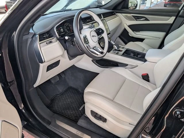 2025 Jaguar F-Pace - Image 10 of 19