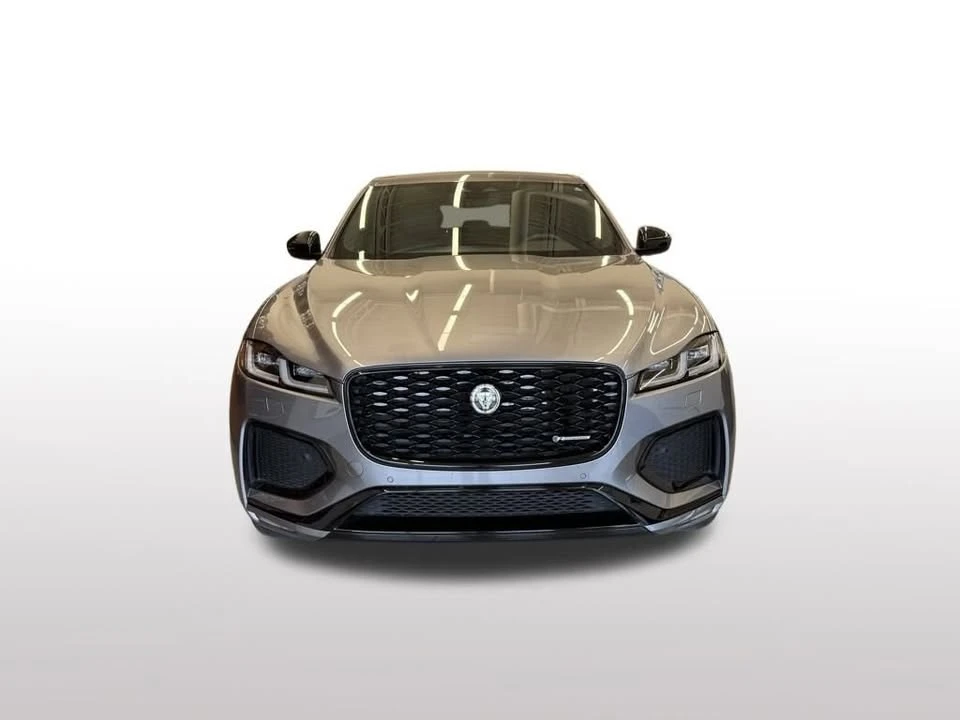 2025 Jaguar F-Pace - Image 8 of 19