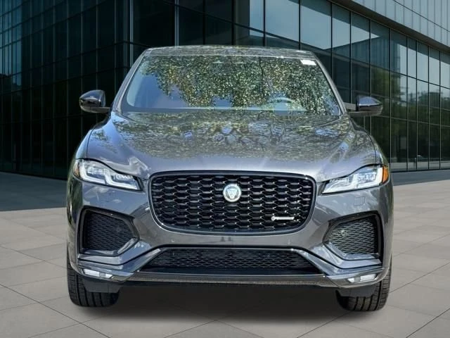 2025 Jaguar F-Pace - Image 8 of 18
