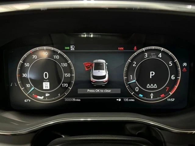 2025 Jaguar F-Pace - Image 13 of 18