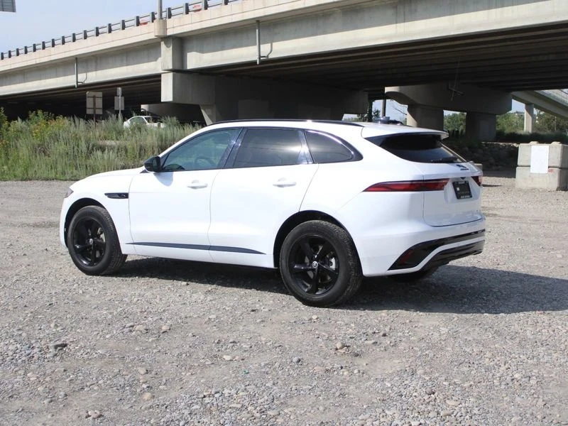 2025 Jaguar F-Pace - Image 3 of 18