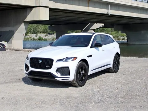 2025 Jaguar F-PACE P250 R-Dynamic S