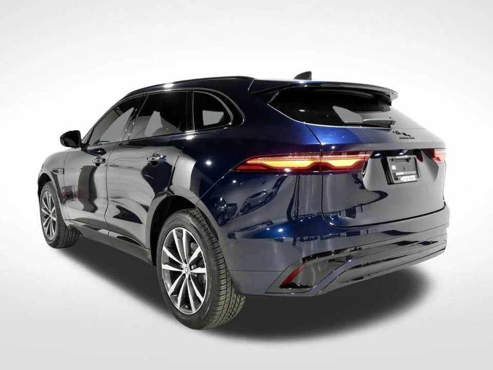 2025 Jaguar F-Pace - Image 8 of 20