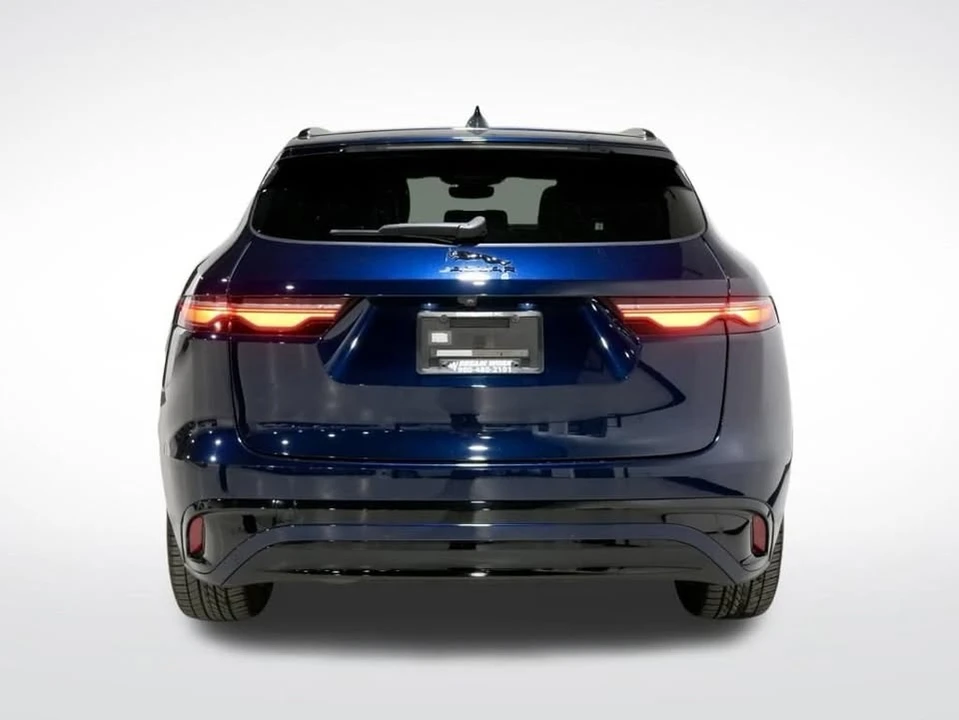 2025 Jaguar F-Pace - Image 9 of 20
