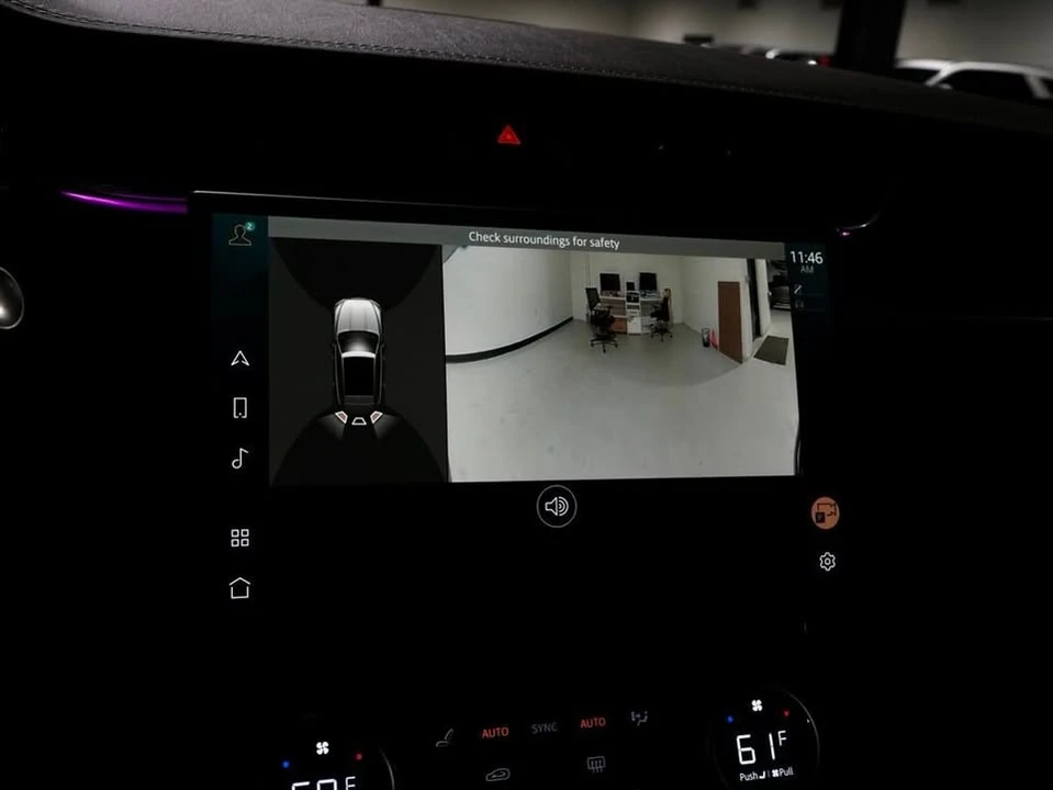 2025 Jaguar F-Pace - Image 5 of 20