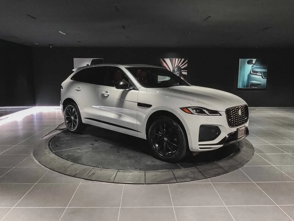 2025 Jaguar F-Pace - Image 6 of 19