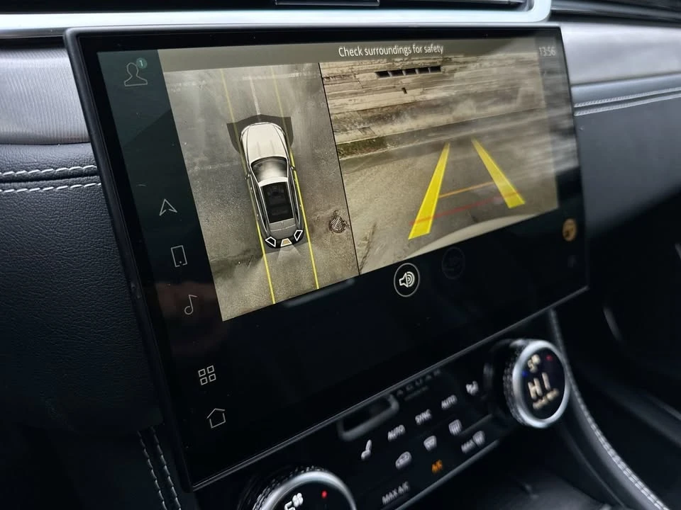 2025 Jaguar F-Pace - Image 11 of 16