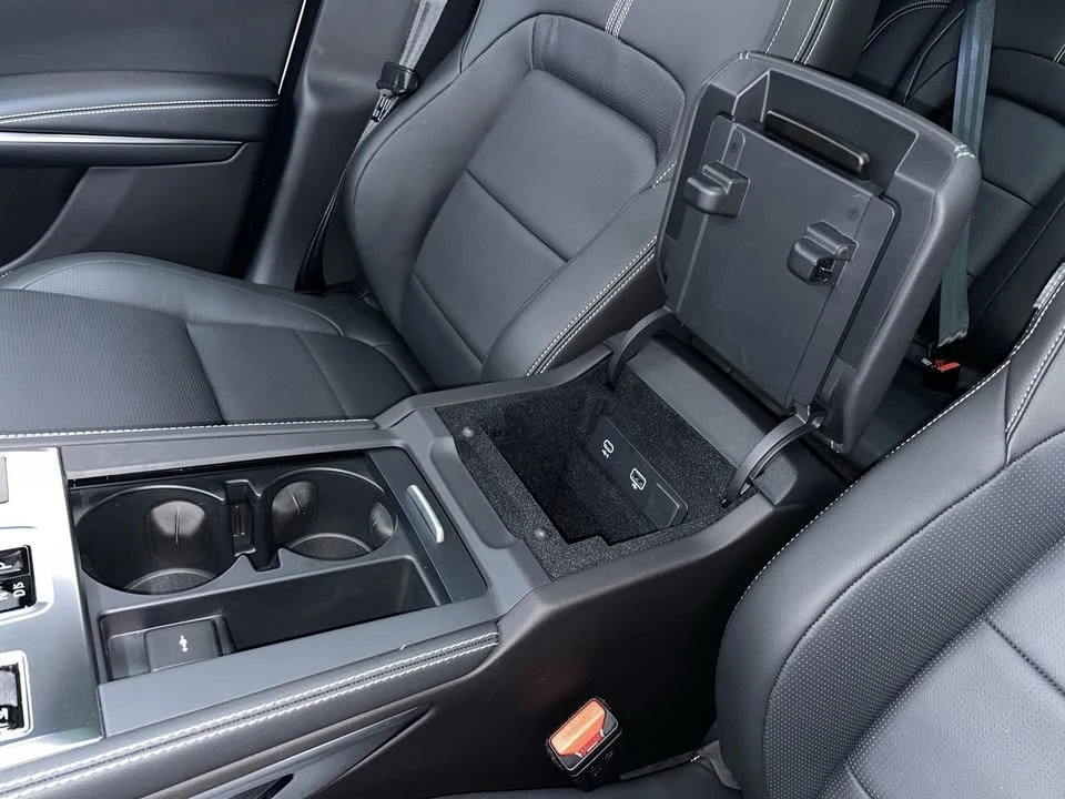 2025 Jaguar F-Pace - Image 20 of 20