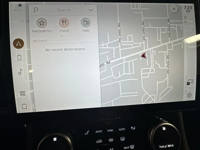 2025 Jaguar F-Pace - Image 12 of 19