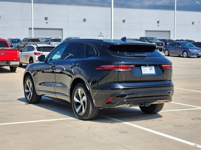 2025 Jaguar F-Pace - Image 2 of 17