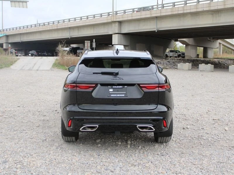2025 Jaguar F-Pace - Image 3 of 17