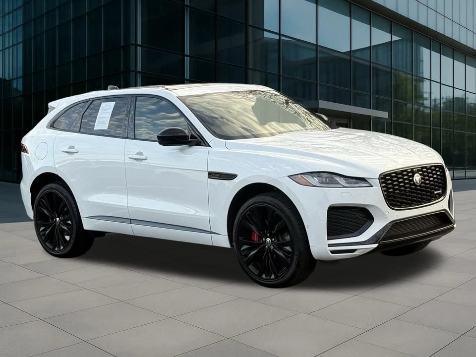 2025 Jaguar F-Pace - Image 7 of 19