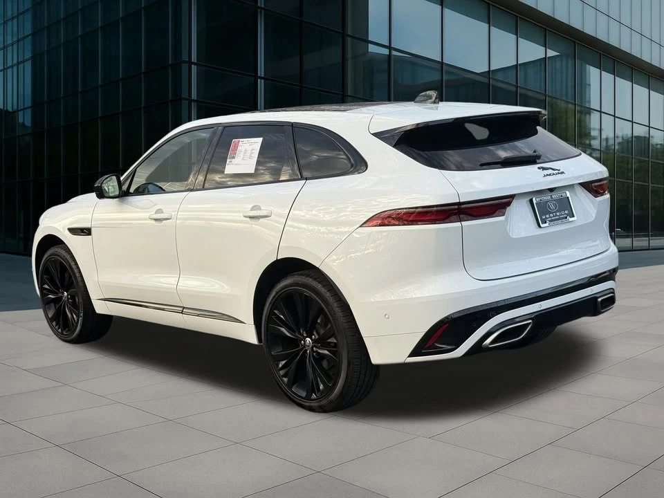 2025 Jaguar F-Pace - Image 3 of 19
