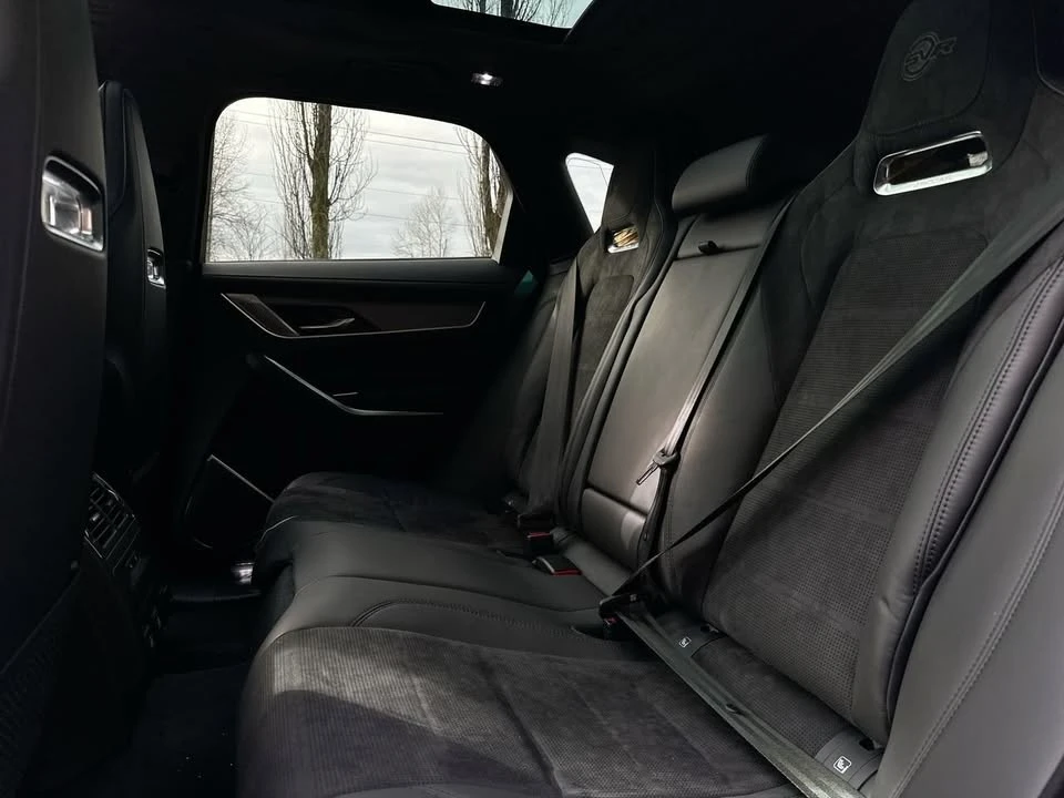 2025 Jaguar F-Pace SVR - Image 20 of 20