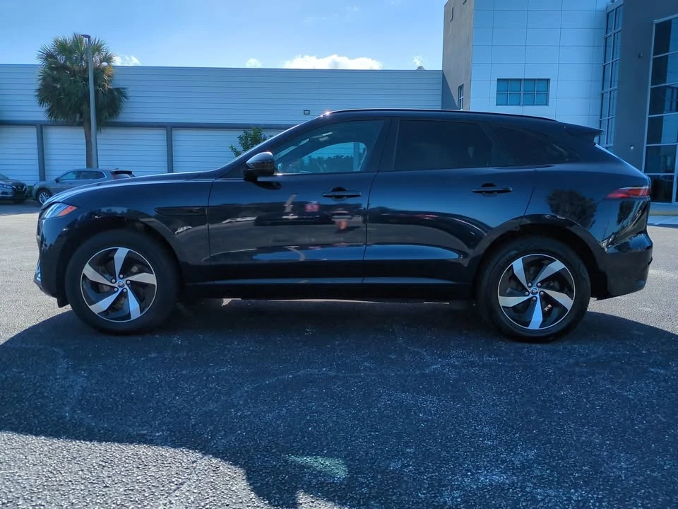 2025 Jaguar F-Pace - Image 5 of 18