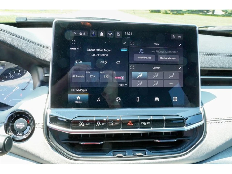 2025 Jeep Compass - Image 15 of 31