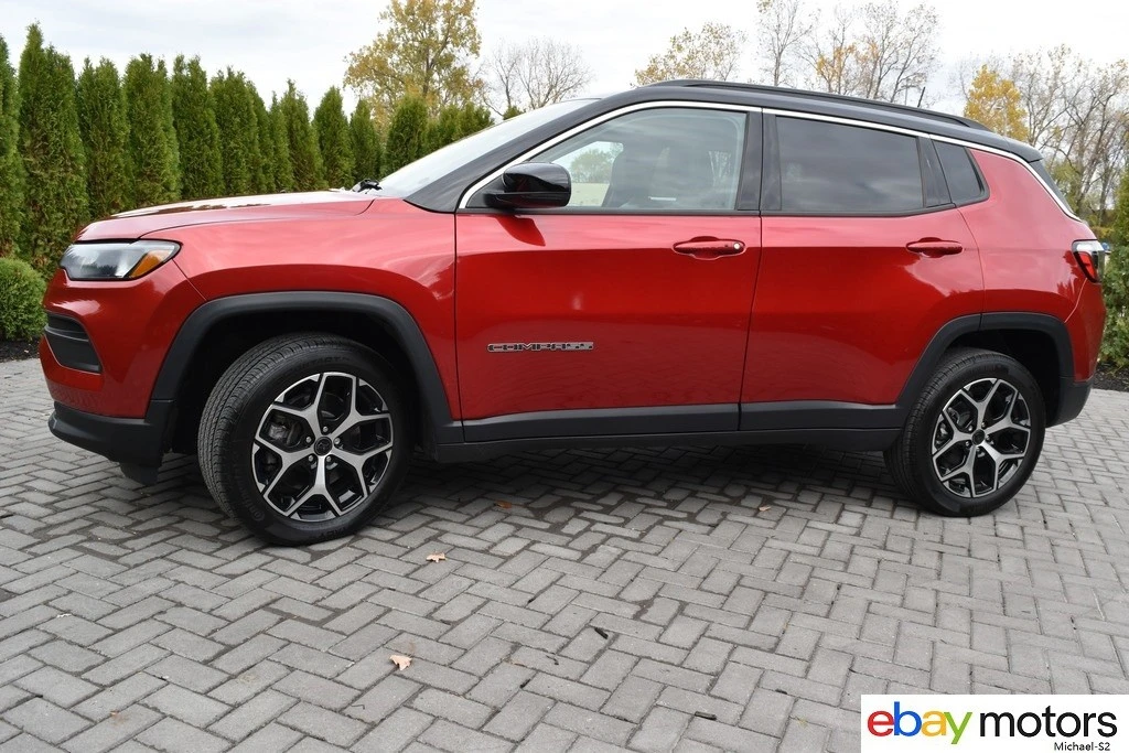 2025 Jeep Compass - Image 8 of 21
