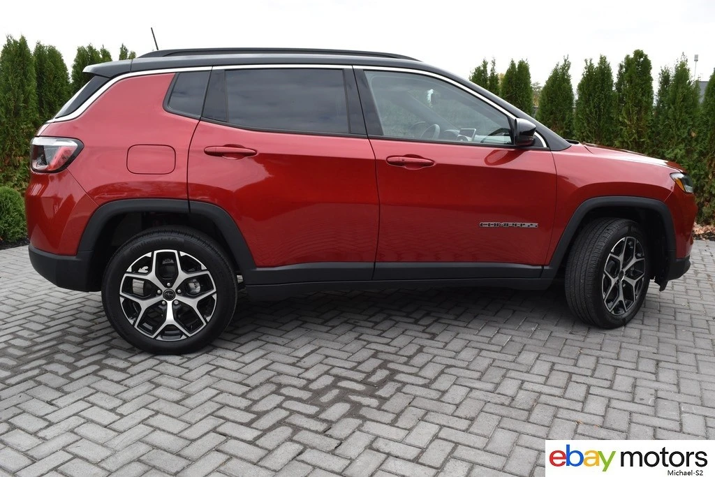 2025 Jeep Compass - Image 4 of 21