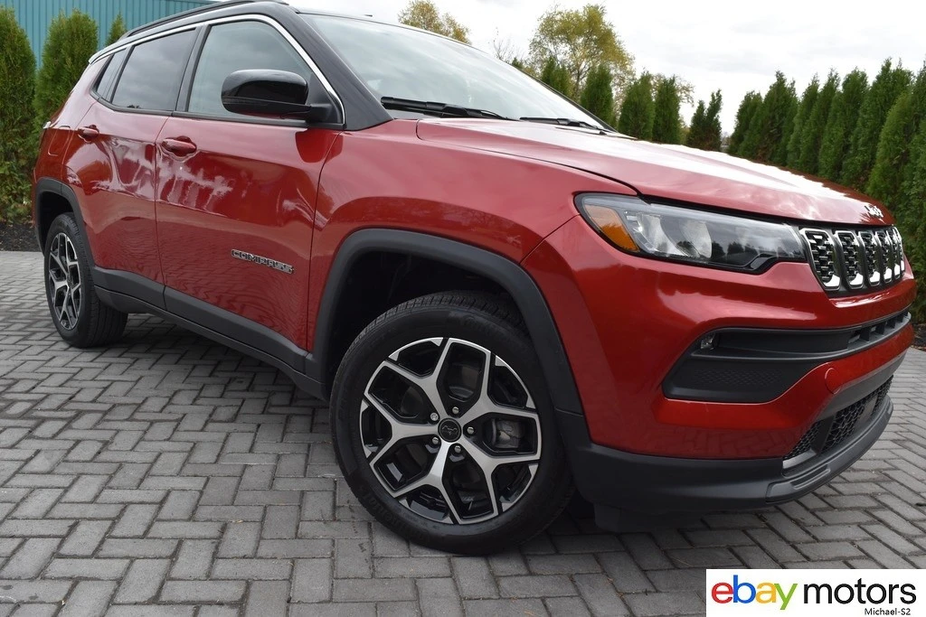 2025 Jeep Compass - Image 3 of 21